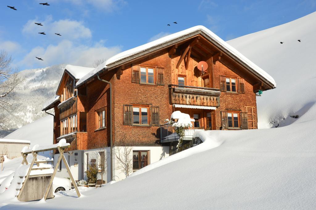 Appartments Haus Monika ชอปเปอร์เนา ภายนอก รูปภาพ
