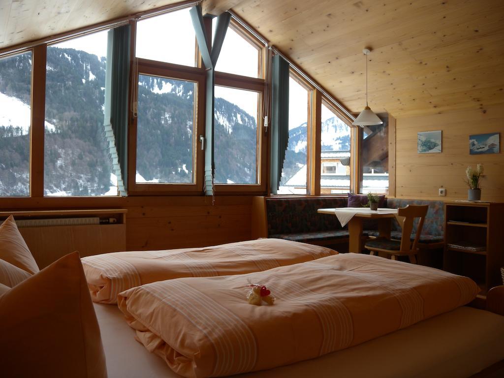 Appartments Haus Monika ชอปเปอร์เนา ห้อง รูปภาพ