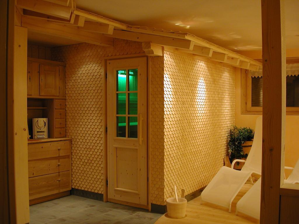 Appartments Haus Monika ชอปเปอร์เนา ภายนอก รูปภาพ