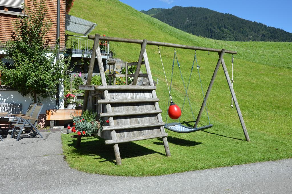 Appartments Haus Monika ชอปเปอร์เนา ภายนอก รูปภาพ